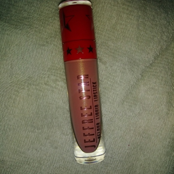 Jeffree Star Other - 💫JEFFREE STAR CHRYSANTHEMUM 💫